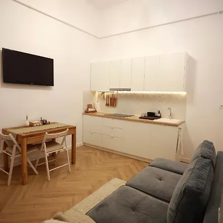 Apartment Patru *